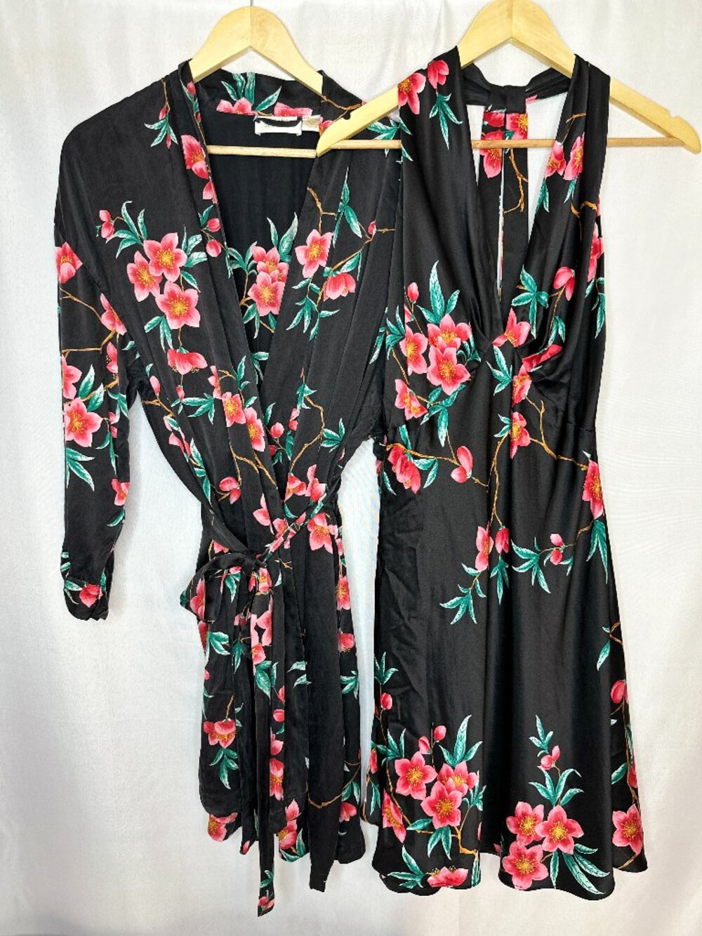 VTG Victoria's Secret Gold Label Silk Gown & Robe, Size Large Y2K Fairy Romantic